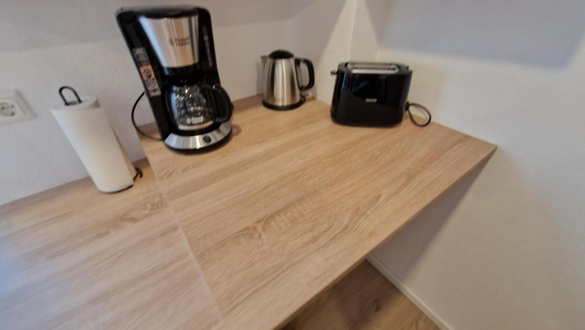 Appartment-Ferienwohnung Mit Kueche, Bad, Kostenlos Wlan, Modern Eingerichtet Родинг Номер фото